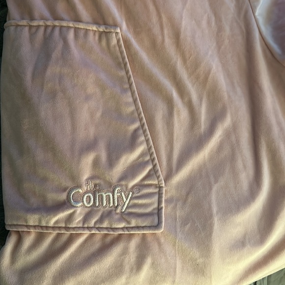 THE COMFY - Blanket Sweater - Picture 5 of 6